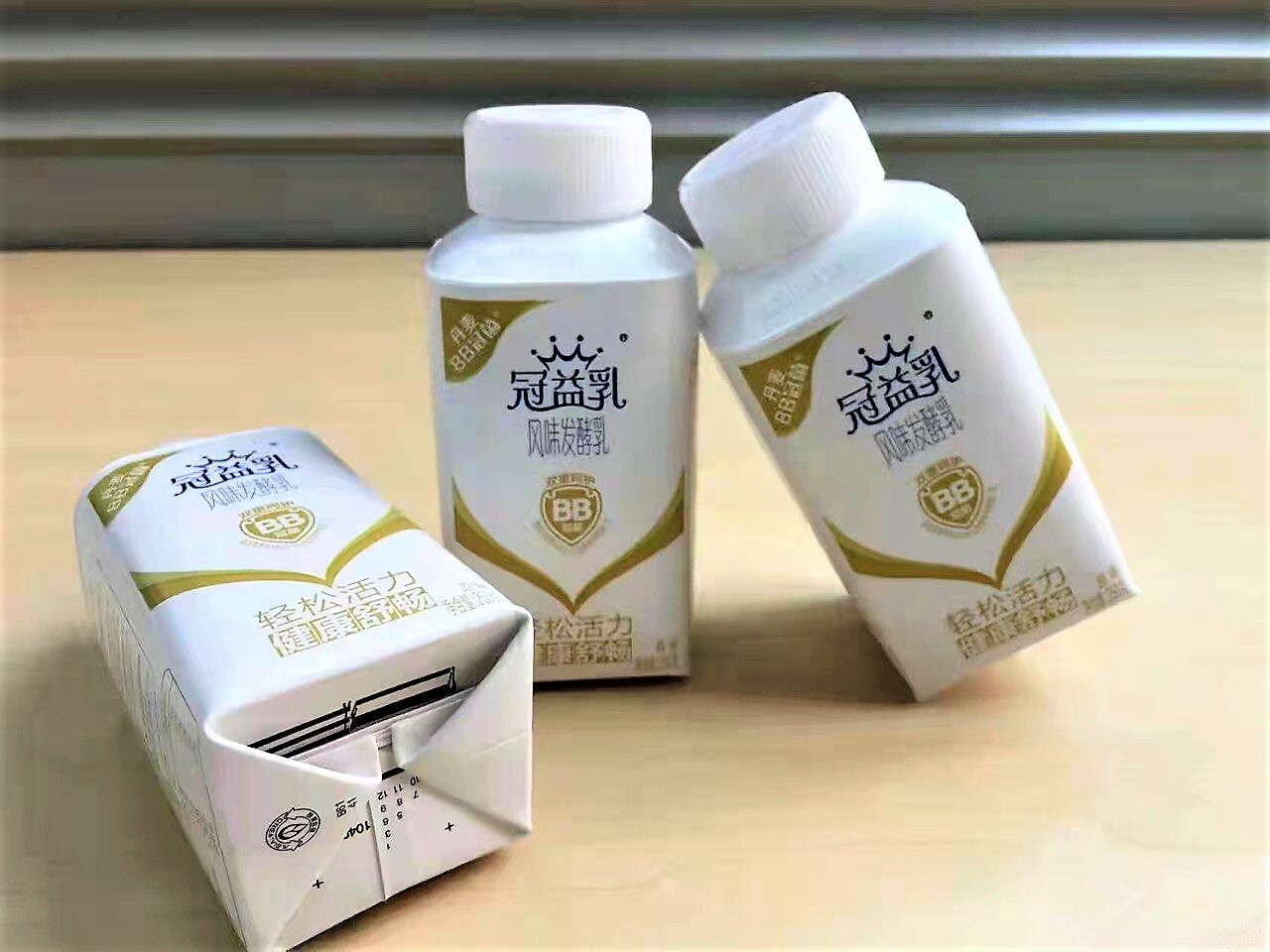  Упаковка для молочных продуктов и соков