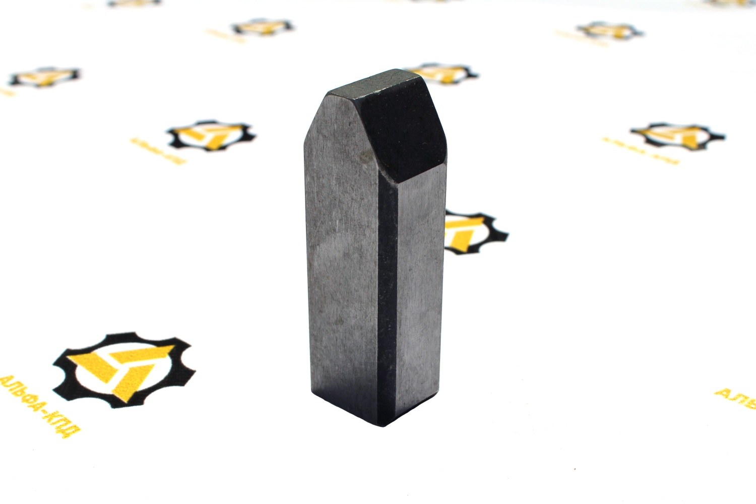 Шпонка промежуточной шестерни SD16 