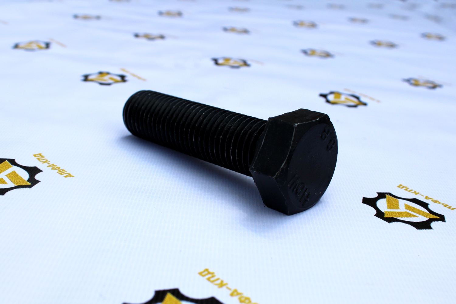 Болт крепления SD22/SD32 90х24х3