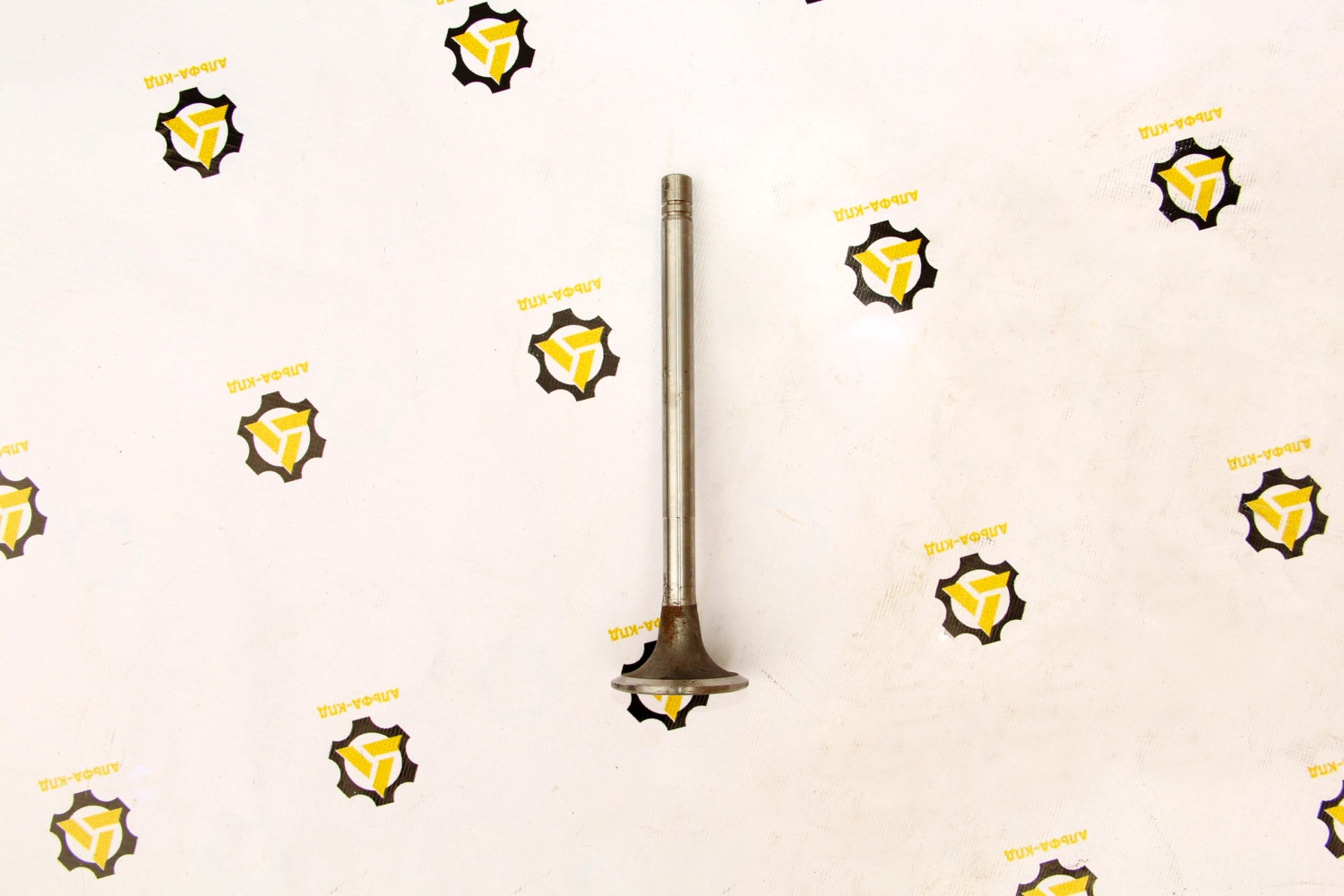 Клапан впускной двигателя Cummins NTA855