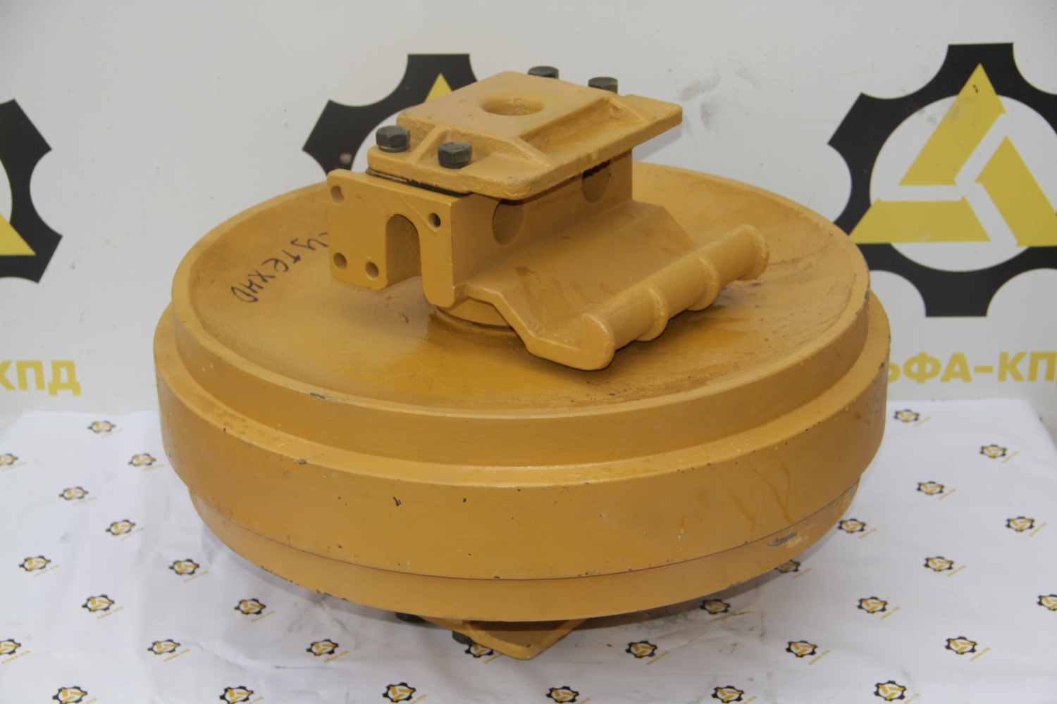 Колесо направляющее на Shehwa TY165-3