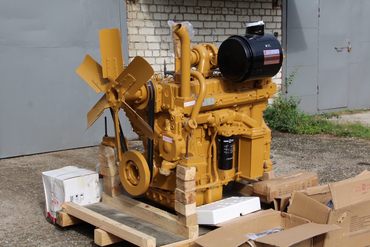 Двигатель Shanghai SC11CB184G2B1 +CB0035 для SD16 оригинал