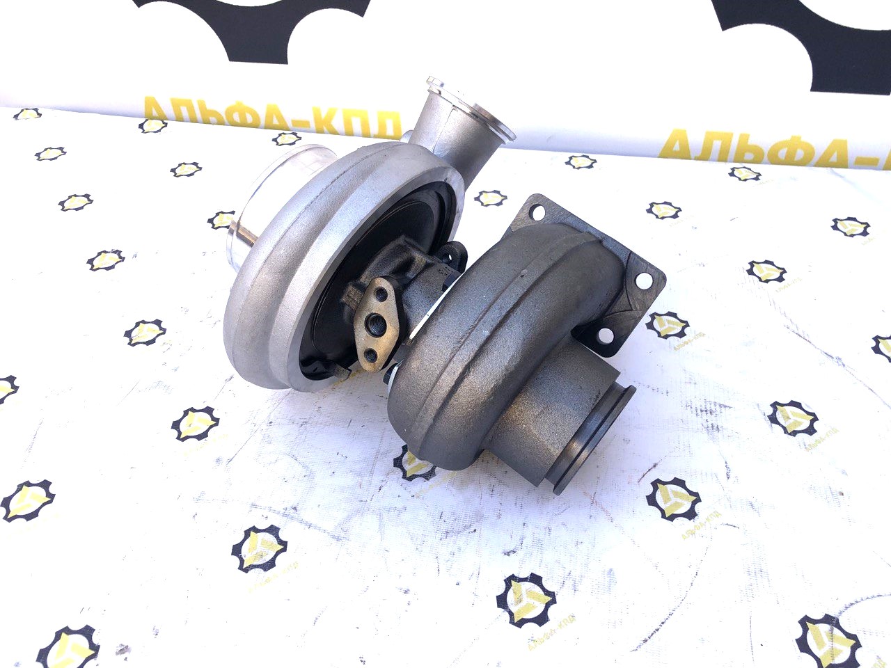Турбокомпрессор HX35 двигателя Cummins B5.9