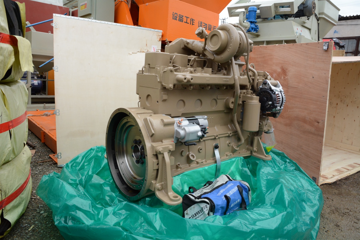 Двигатель Cummins 6BTA5.9-C200