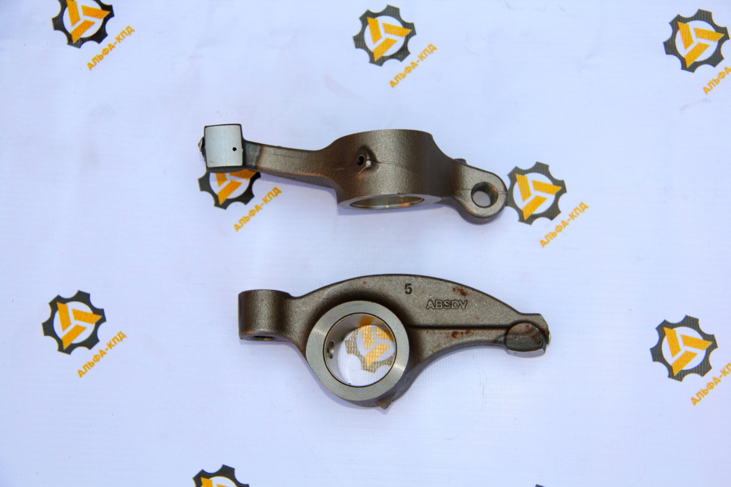 *Коромысло клапана Cummins KTA19 3053476