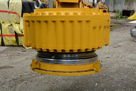 Тормоз на фронтальный погрузчик Komatsu WA800 Тормоз на фронтальный погрузчик Komatsu WA800