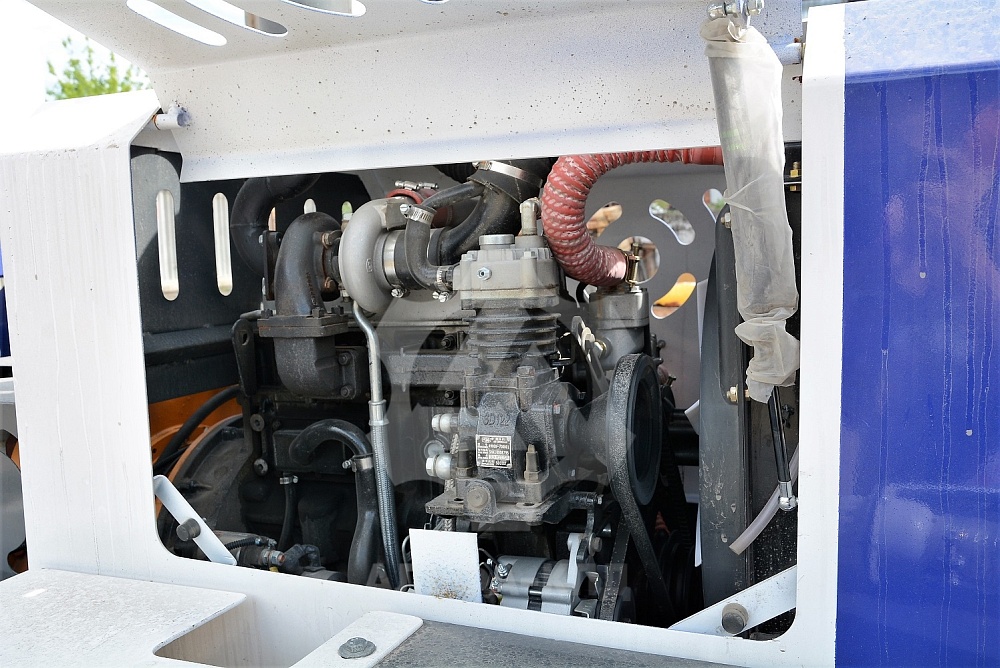 Самоходный бетоносмеситель с самозагрузкой ASLM 3.5 Самоходный бетоносмеситель с самозагрузкой ASLM 3.5