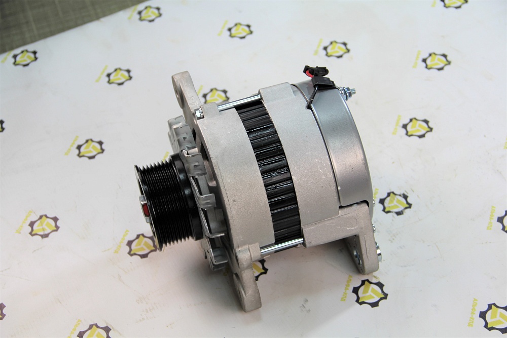 *Генератор двигателя Komatsu 60А на PC300/PC350 *Генератор двигателя Komatsu 60А на PC300/PC350
