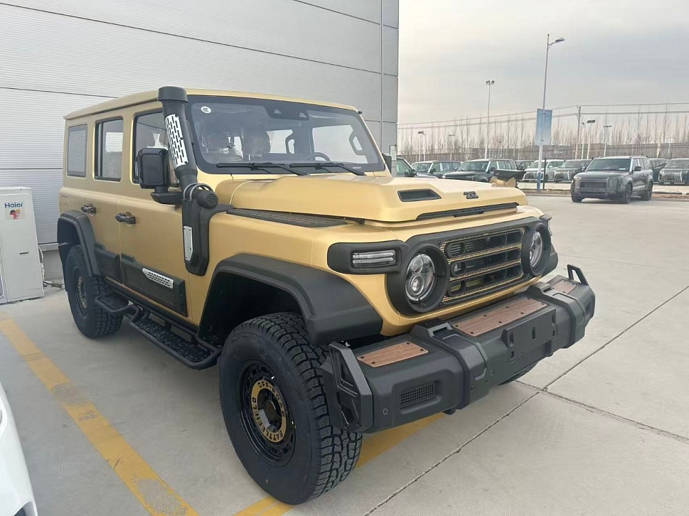 Внедорожник BAW 212 GAODI Внедорожник BAW 212 GAODI