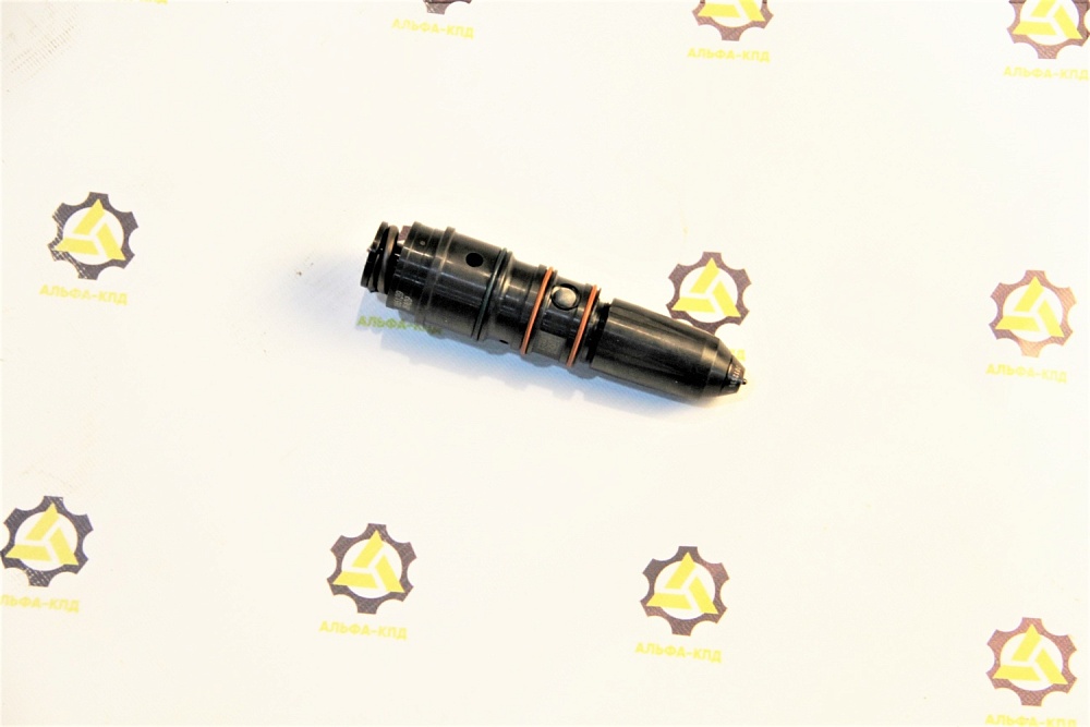 Форсунка двигателя Cummins NTA855 на SD32 ORIGINAL Форсунка двигателя Cummins NTA855 на SD32 ORIGINAL