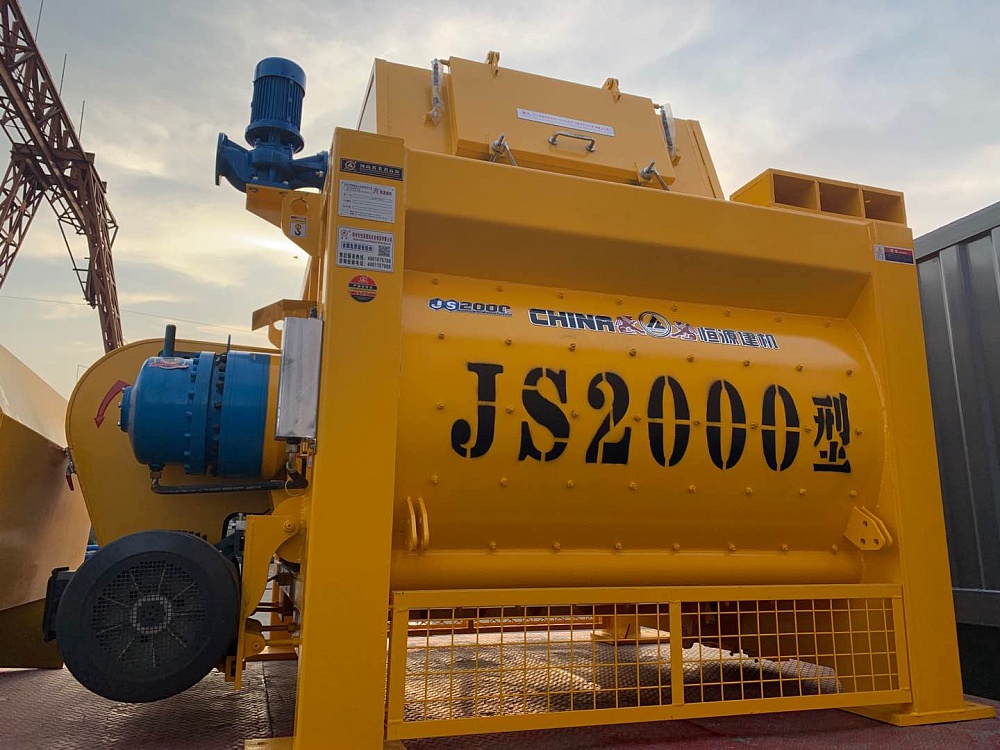 Бетоносмеситель JS 2000 Бетоносмеситель JS 2000