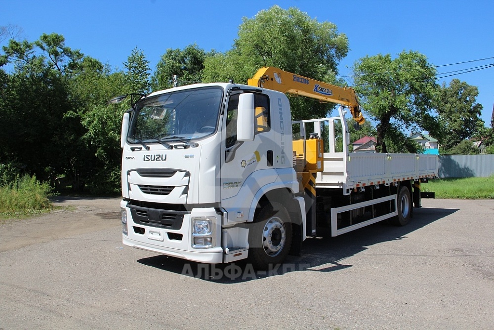 Бортовой автомобиль на шасси Isuzu Giga 4х2, 205 л.с, борт 7,5 м, с КМУ XCMG 5 тонн Бортовой автомобиль на шасси Isuzu Giga 4х2, 205 л.с, борт 7,5 м, с КМУ XCMG 5 тонн