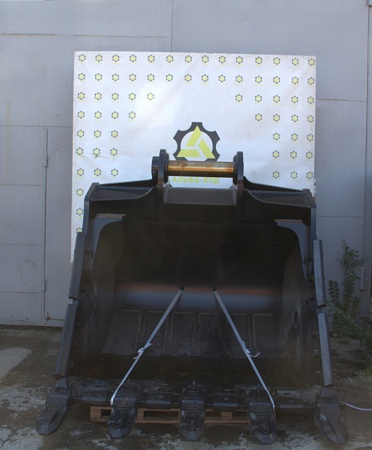 Ковш скальный усиленный обьем 2,8м3 ОЕМ на DOOSAN DX490 Ковш скальный усиленный обьем 2,8м3 ОЕМ на DOOSAN DX490