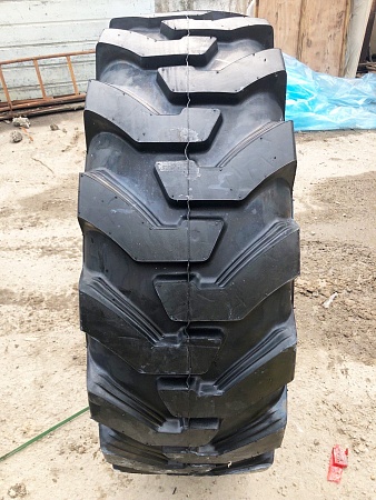 Шина в сборе с камерой и флиппером Клюшка 17,5-25 TT/G2/L2/20PR Шина в сборе с камерой и флиппером Клюшка 17,5-25 TT/G2/L2/20PR