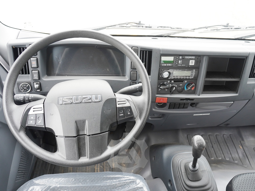Авторефрижератор на базе шасси Isuzu Giga, 4x2, г/п 9 т Авторефрижератор на базе шасси Isuzu Giga, 4x2, г/п 9 т