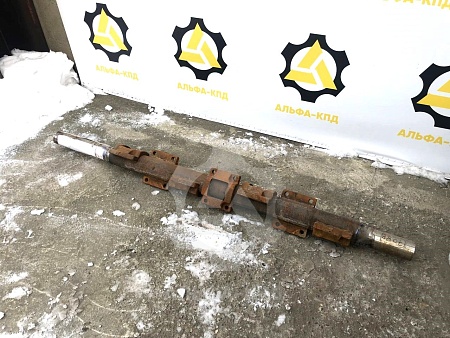 Вал бетоносмесителя JS500 Вал бетоносмесителя JS500